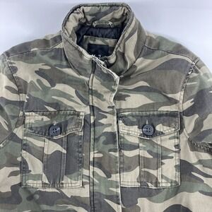 Me Jane Button & Cargo Military Quilted Lined Camouflage Coat Size Small